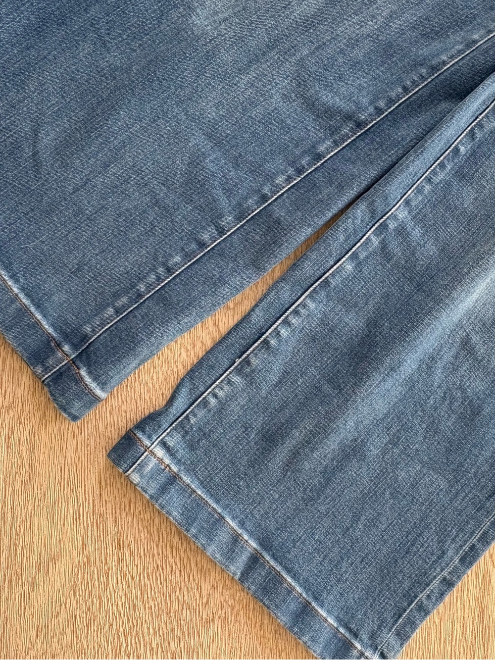 Chico’s Wide-Leg Cropped Jeans - Picture 8 of 9